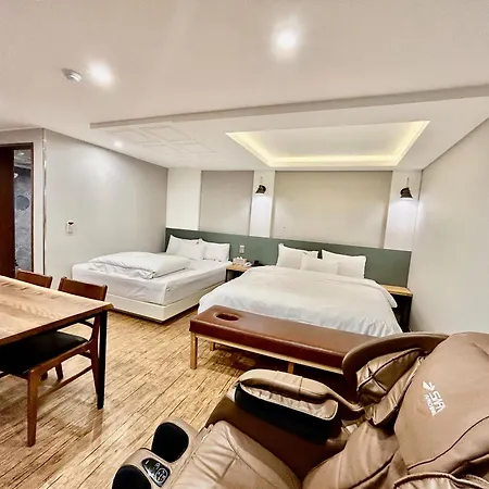 Series Hotel Gyeongju Exterior photo