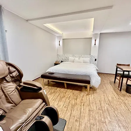 Series Hotel Gyeongju Exterior photo
